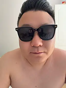 Chat soba uživo modela langzi-888