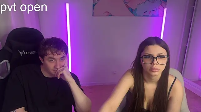 Pokazy przed kamerką – xgvgggx