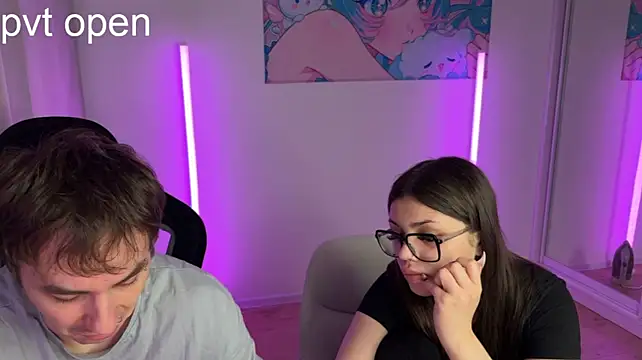xgvgggx Webcam Show