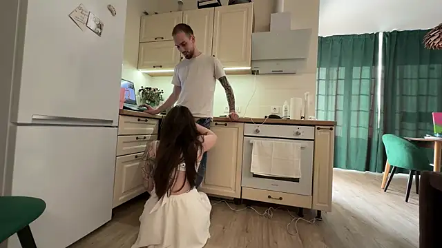 NeighborZone's Webcam Show