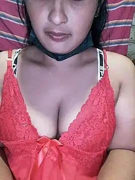 Vinushi97 Adlı Modelin Canlı XXX Sohbeti