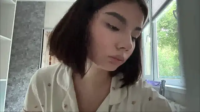 Вебкам-шоу MarylnMonnier