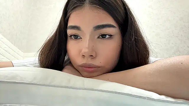 MarylnMonnier's Live XXX Chat