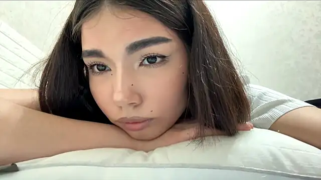 MarylnMonnier's Live XXX Chat