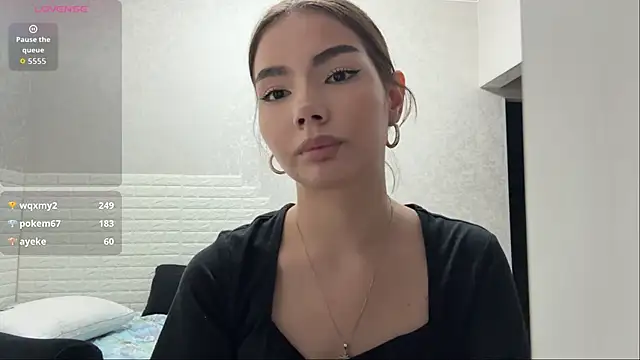 MarylnMonnier Chat XXX in diretta