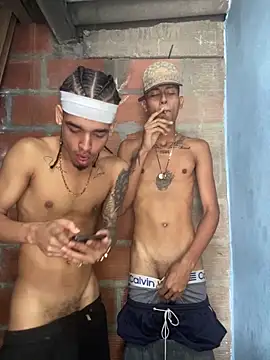 mondagrande30 webcam show