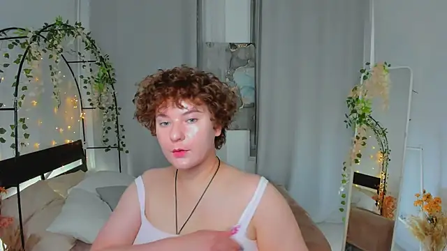 MelittaStorrie Chat XXX in diretta