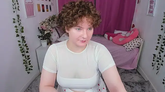 MelittaStorrie XXX чат на живо