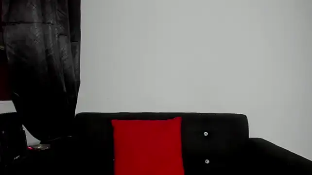 Onion_knight Show in webcam