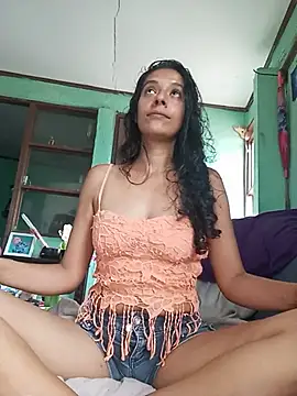 Kimkaly Show in webcam
