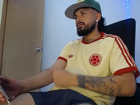 camilorestrepo77 Webcam Show