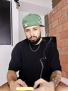 camilorestrepo77 Show in webcam