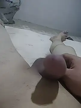 TootedFreezing Show in webcam