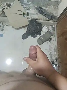 TootedFreezing Show in webcam