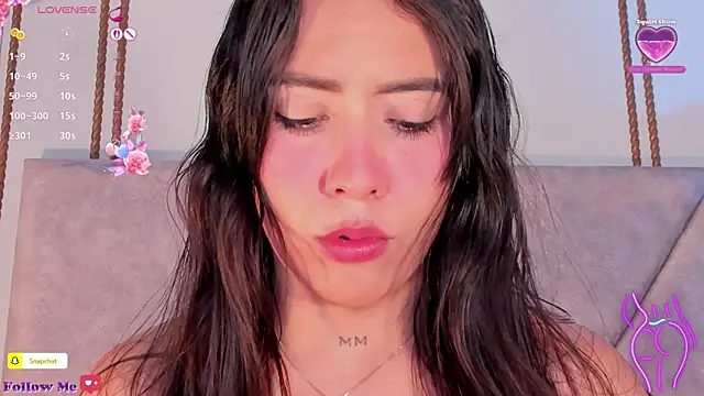 แชท XXX สดของ AlannaJoness