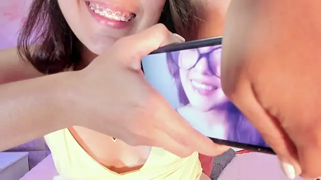 AmelieCooper – Naživo XXX chat