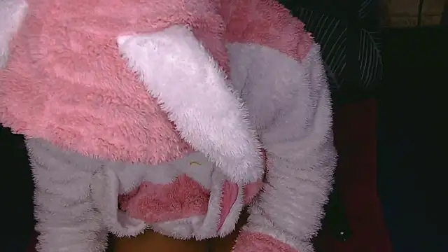 Sweethoneyglow's Webcam Show