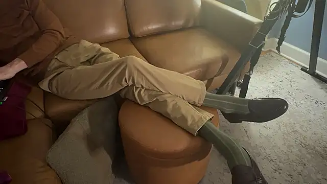 הופעת וובקאם של DressSock_Shoe