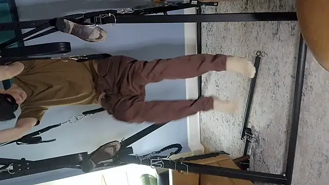 הופעת וובקאם של DressSock_Shoe