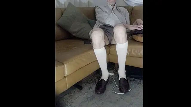 Pokazy przed kamerką – DressSock_Shoe
