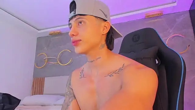 Samuel_valbuena Show in webcam