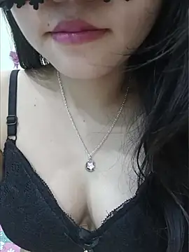 Živý XXX chat silkyhairs