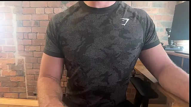 gymshrk webcam show