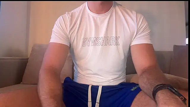 gymshrk webcam show