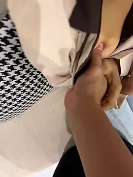 Pertunjukan Kamera Web yunyun0006