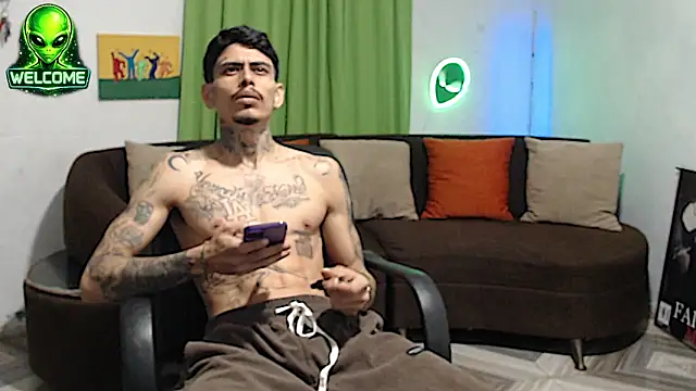 alpha_zom webkamerás műsora