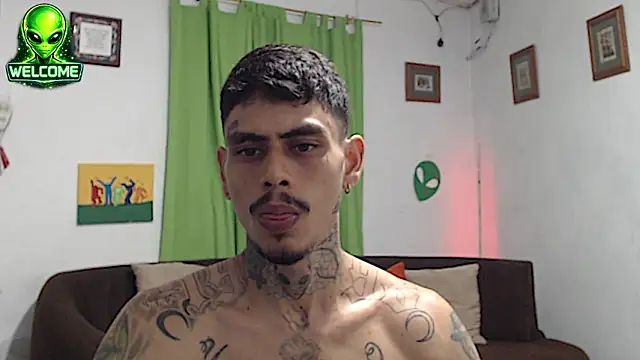 alpha_zom Webcam-Show