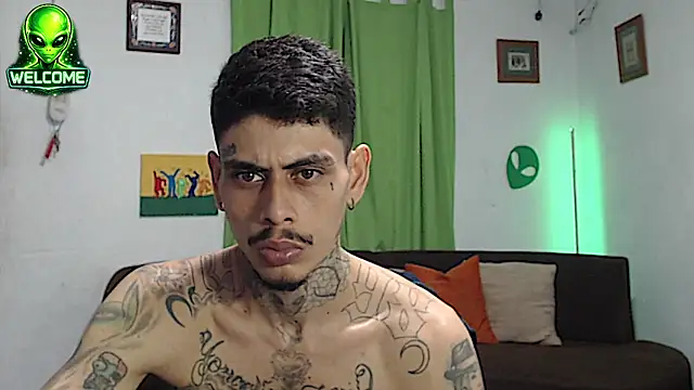 alpha_zom Show Webcam