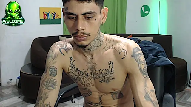 alpha_zom Pertunjukan Webcam