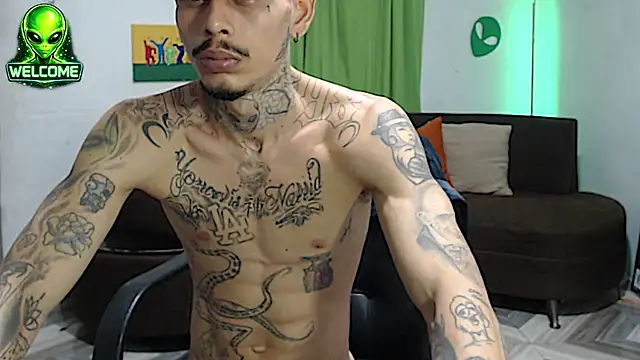 alpha_zom webkamerás műsora