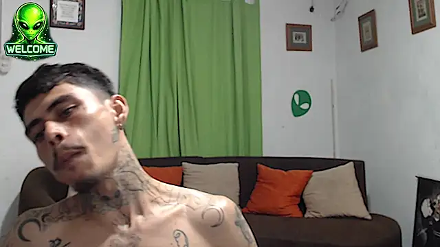 alpha_zom webkamerás műsora