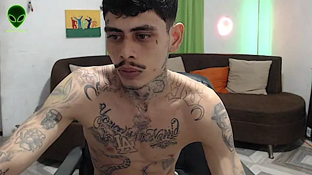 Show de webcam de alpha_zom