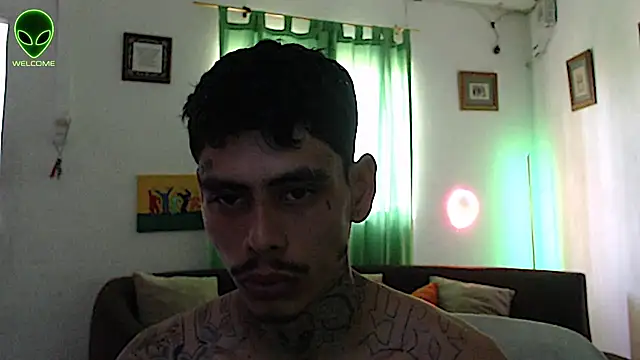 alpha_zom webkamerás műsora