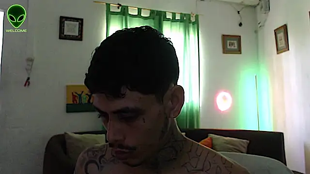 Show de webcam de alpha_zom