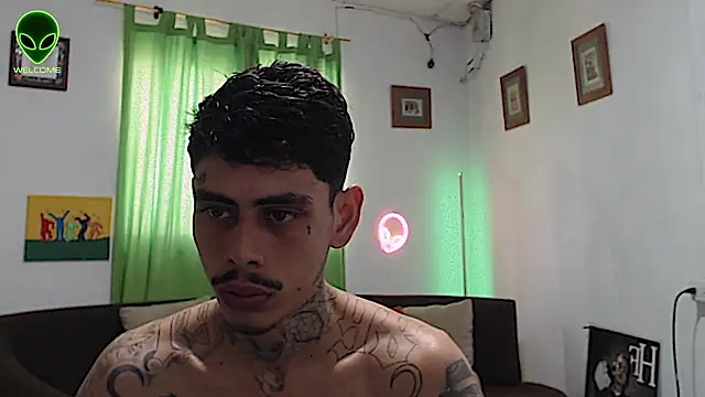 alpha_zom Шоу с уебкамера