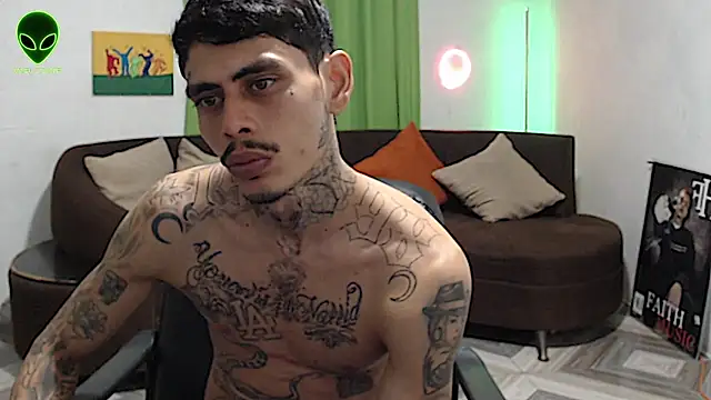 alpha_zom Pertunjukan Webcam