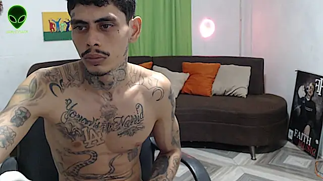 alpha_zom webkamerás műsora