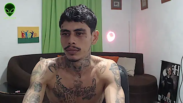 alpha_zom Pertunjukan Webcam