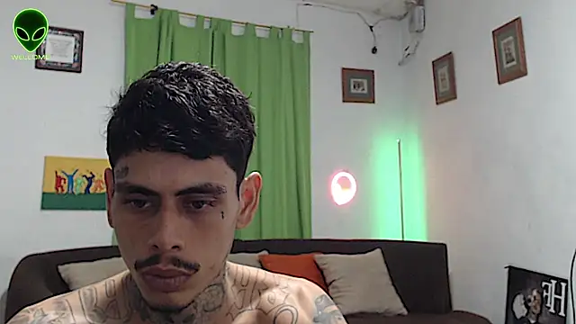alpha_zom Pertunjukan Webcam