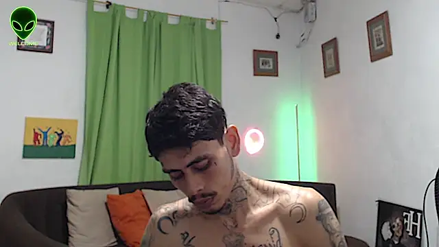 alpha_zom webkamerás műsora