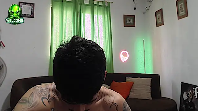 alpha_zom Pertunjukan Webcam