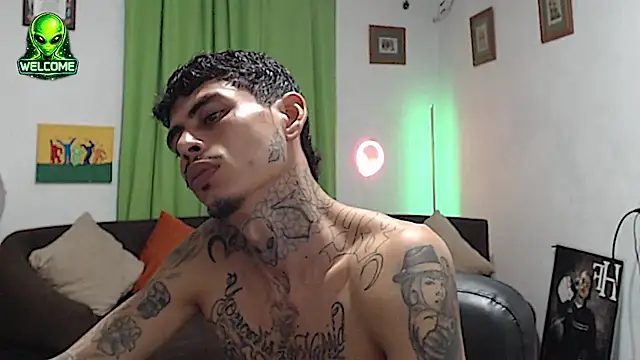 alpha_zom Webcam-Show