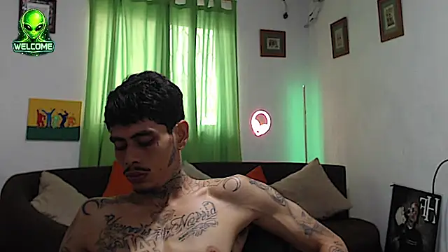 alpha_zom ওয়েবক্যাম শো