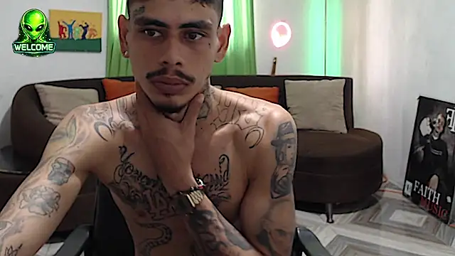 alpha_zom Pertunjukan Webcam