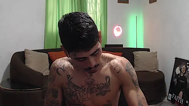 alpha_zom Webcam-Show