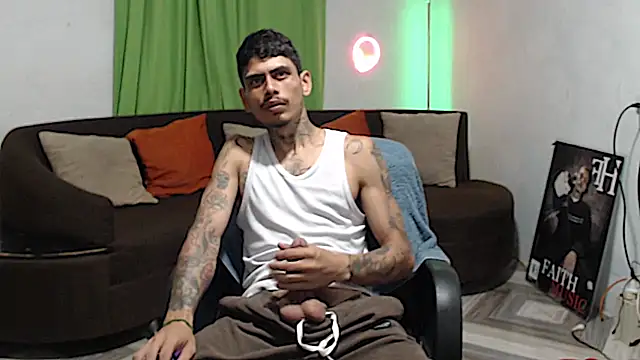 alpha_zom 网络视讯表演